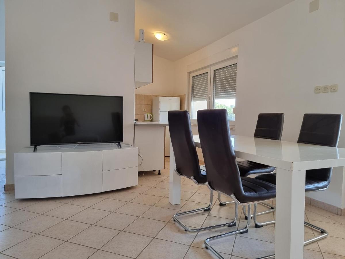Apartment Bagic Vir Eksteriør bilde